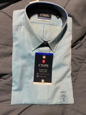 Chaps Men's Light Blue Stretch Collar Dress Shirt